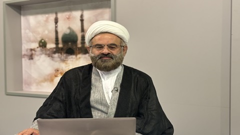 پاسخ به توجیه نادرست رها کردن مراسم غسل و کفن حضرت پیامبر اعظم صلی الله علیه و آله وسلم توسط خلفا